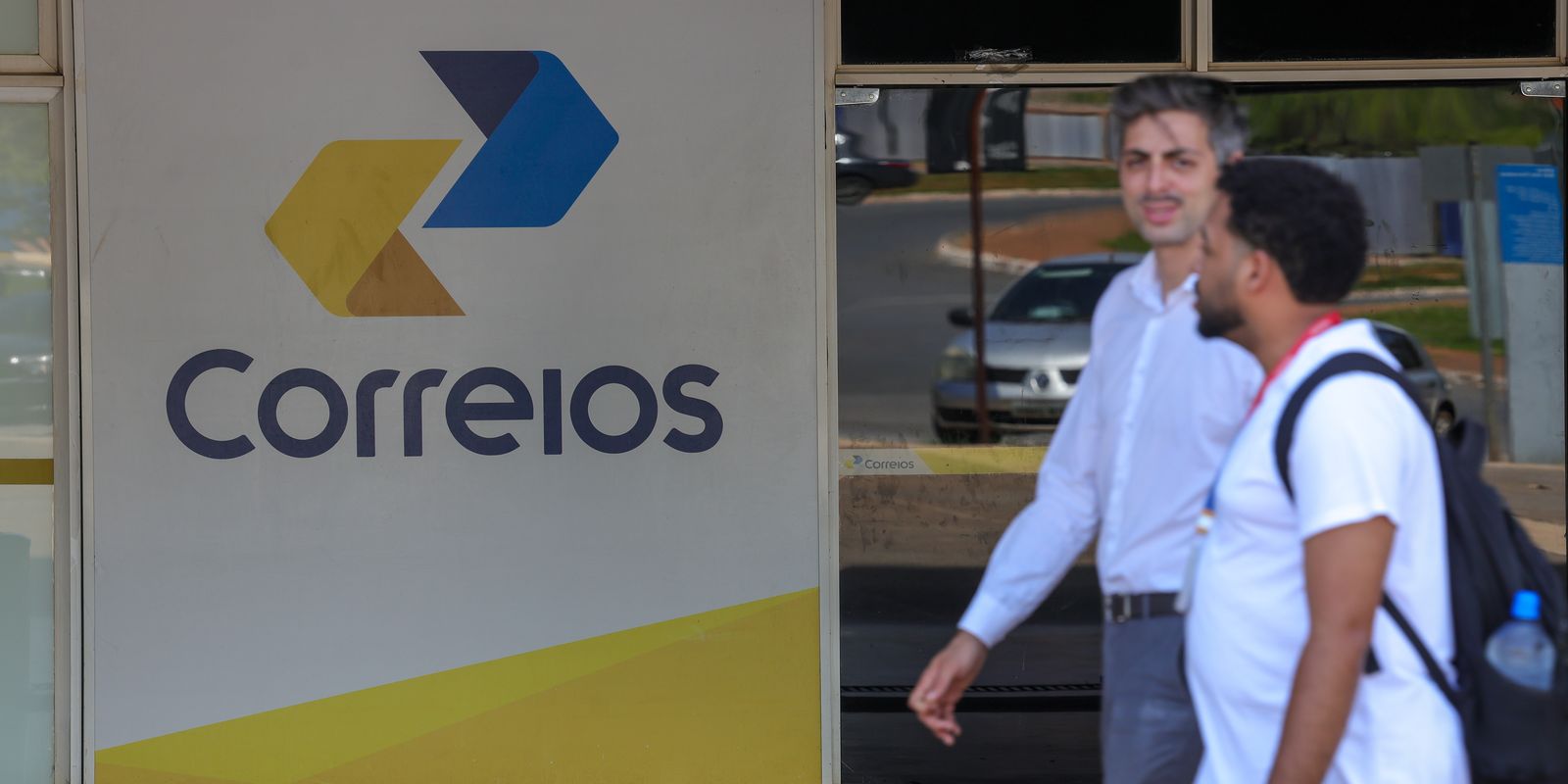 TST suspende julgamento de dissídio da greve dos Correios