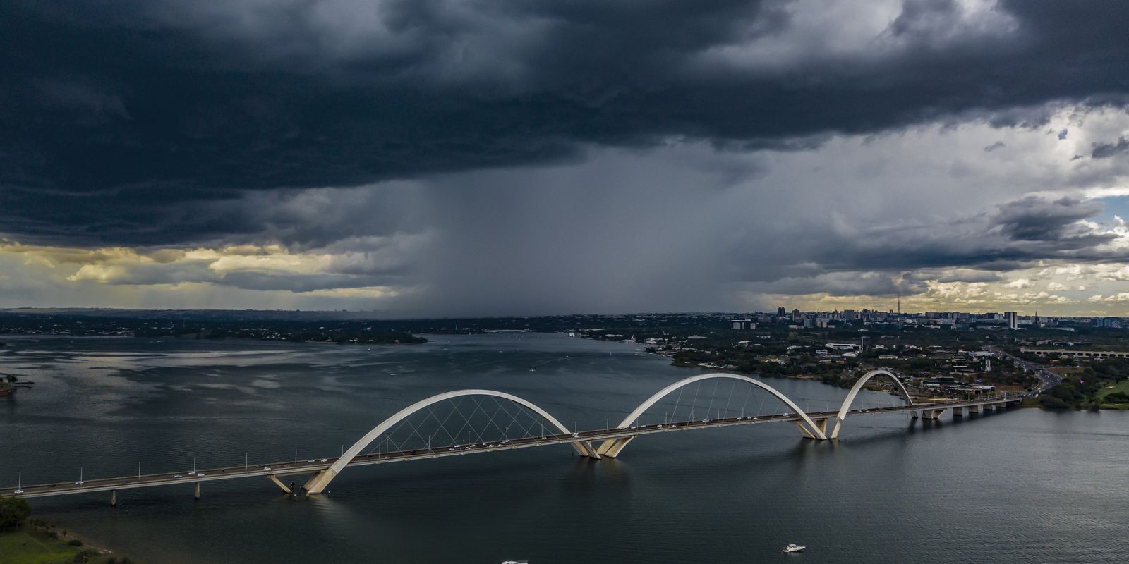 Primavera chuvosa: Inmet alerta para perigo potencial de temporais