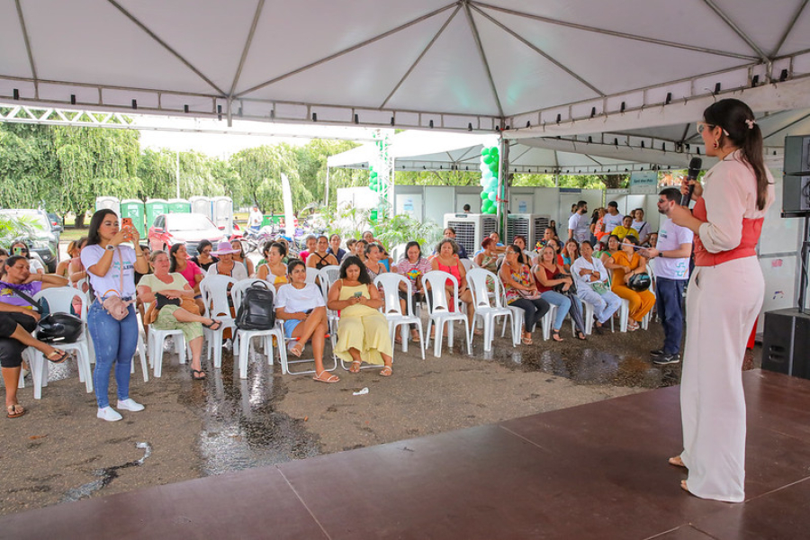 Moradores da zona Oeste de Boa Vista participam de ação da Assembleia Legislativa com acesso a serviços gratuitos