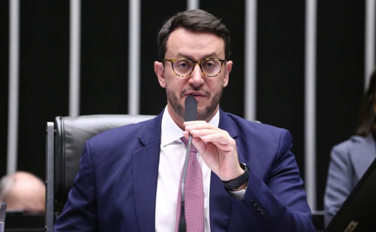 Comissão aprova regras para transplantes de órgãos e tecidos de animais domésticos