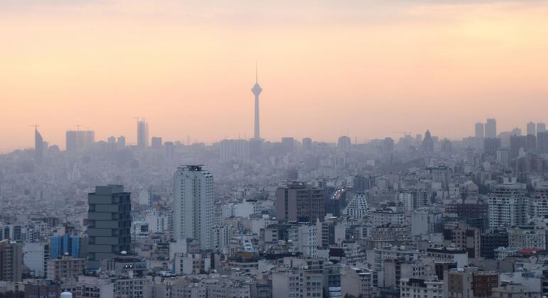 Aumentam casos de execução e prisões no Irã em meio a conflito na região