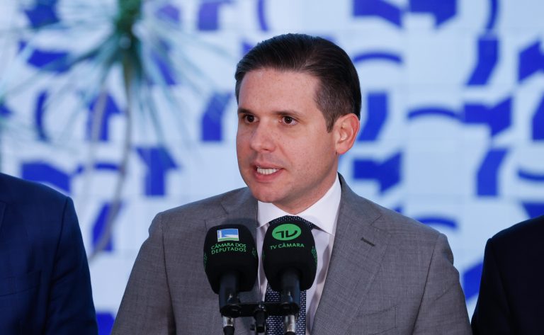 Motta sobre o fim da escala 6x1: "O Brasil real não está na Avenida Paulista"
