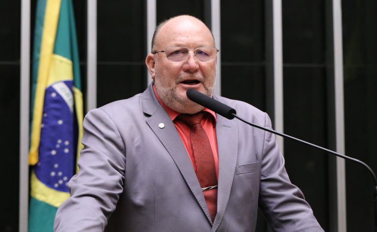 Comissão aprova projeto que destina renda de concurso da Loteca para combater calamidades
