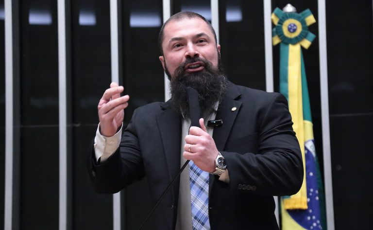 Comissão aprova proposta de acesso a antecedentes criminais por violência doméstica