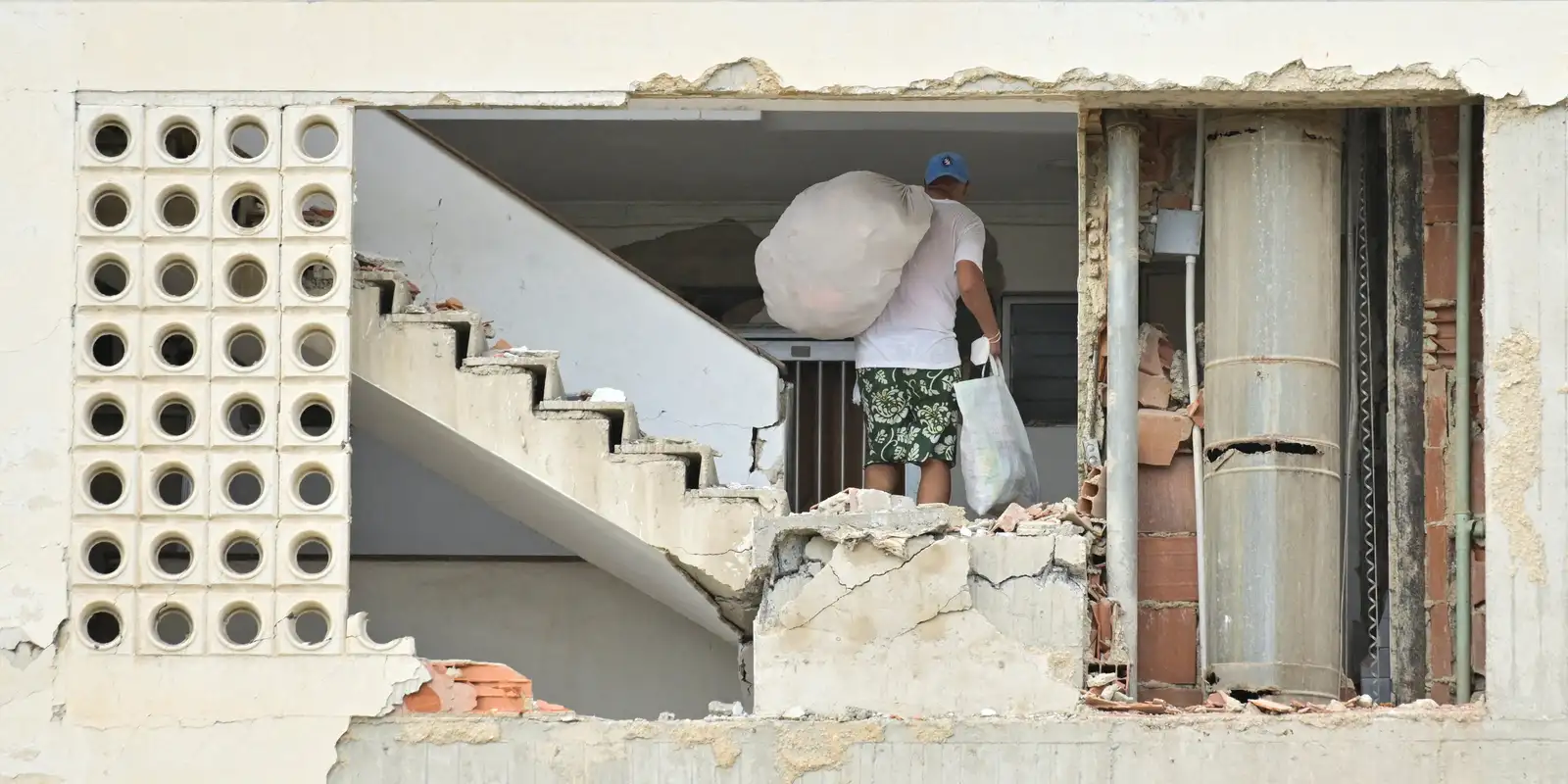 Número de mortos em terremotos na Venezuela se aproxima de 1.500