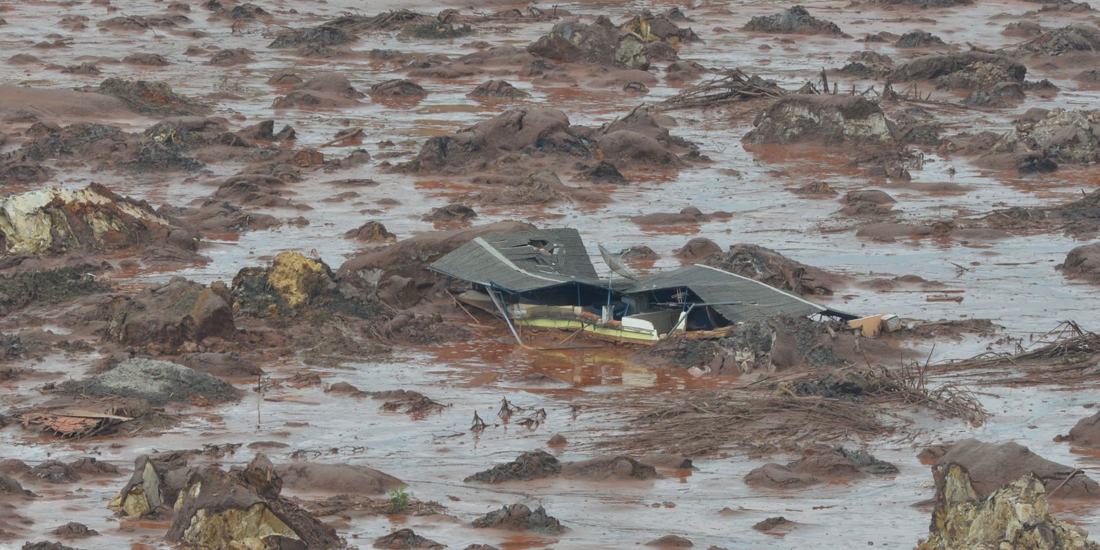 Tragédia de Mariana: Samarco prorroga adesão a programa de indenização