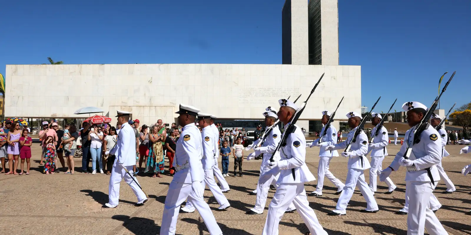 Inscrição em concurso para cabo da Marinha termina neste domingo