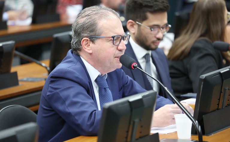 Deputado afirma que novas regras de cálculo podem reduzir IPVA em 75%